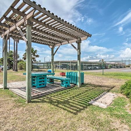 Beach Condo Balcony, Pool Access, Steps To Shore! Corpus Christi Buitenkant foto