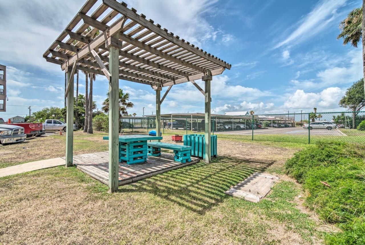Beach Condo Balcony, Pool Access, Steps To Shore! Corpus Christi Buitenkant foto